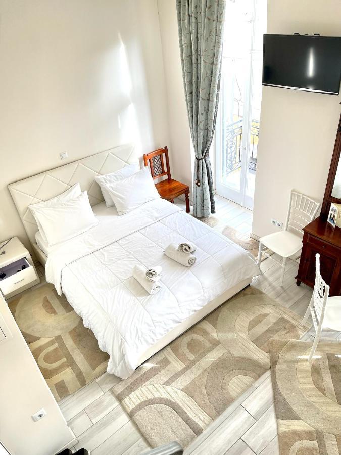 Xenias Rooms Apartments Koróni Exteriér fotografie